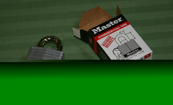 New master lock commerical grade#3 steel padlock in box